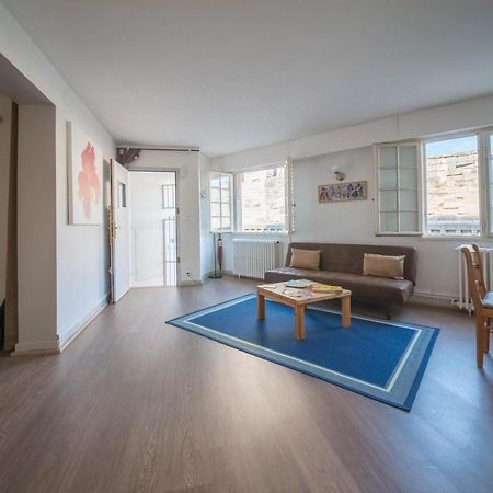 APPARTEMENT DE CHARME - VUE SUR REMPARTS - 2 PERSONNES - WiFI GRATUIT Avignon Exterior foto