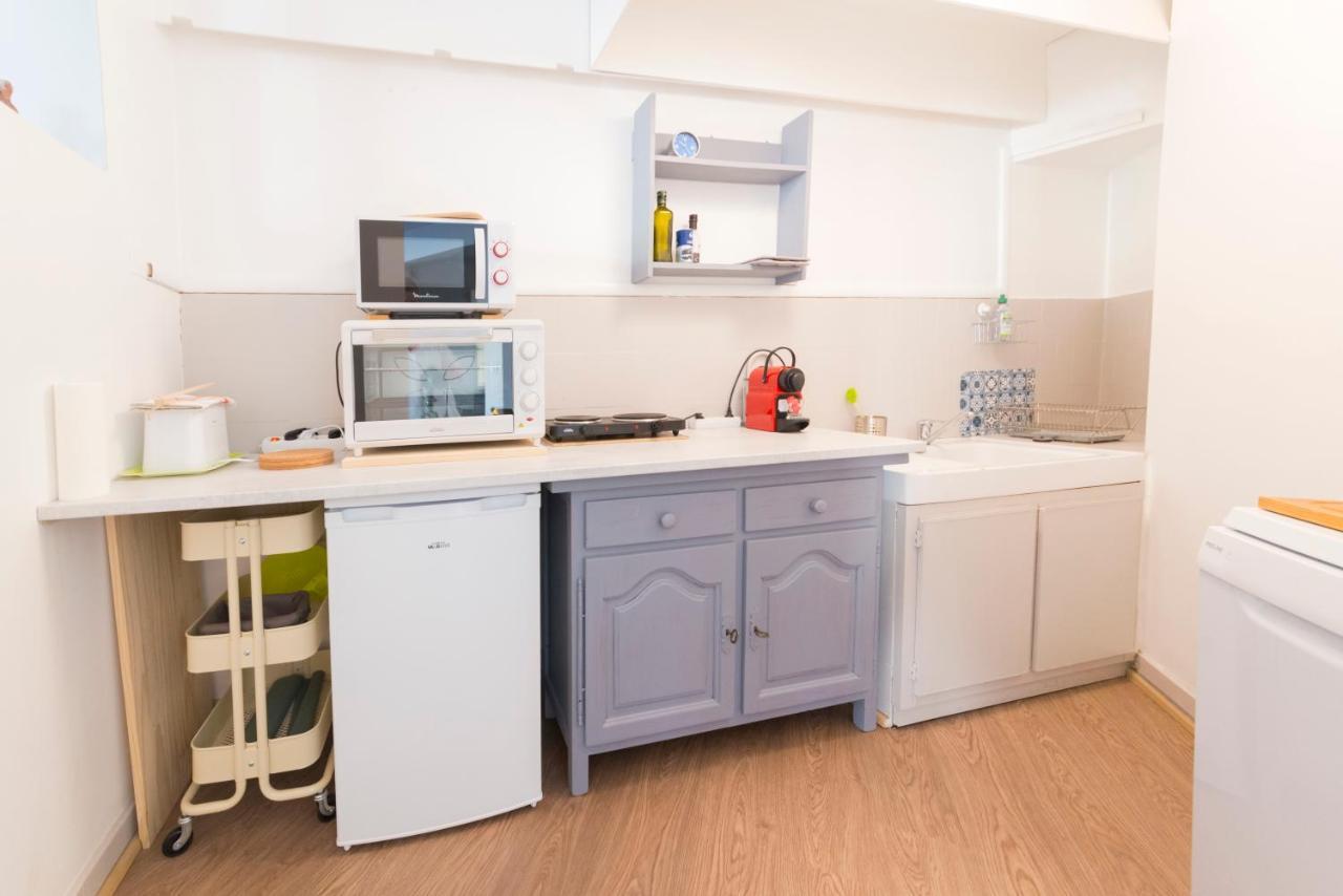 APPARTEMENT DE CHARME - VUE SUR REMPARTS - 2 PERSONNES - WiFI GRATUIT Avignon Exterior foto