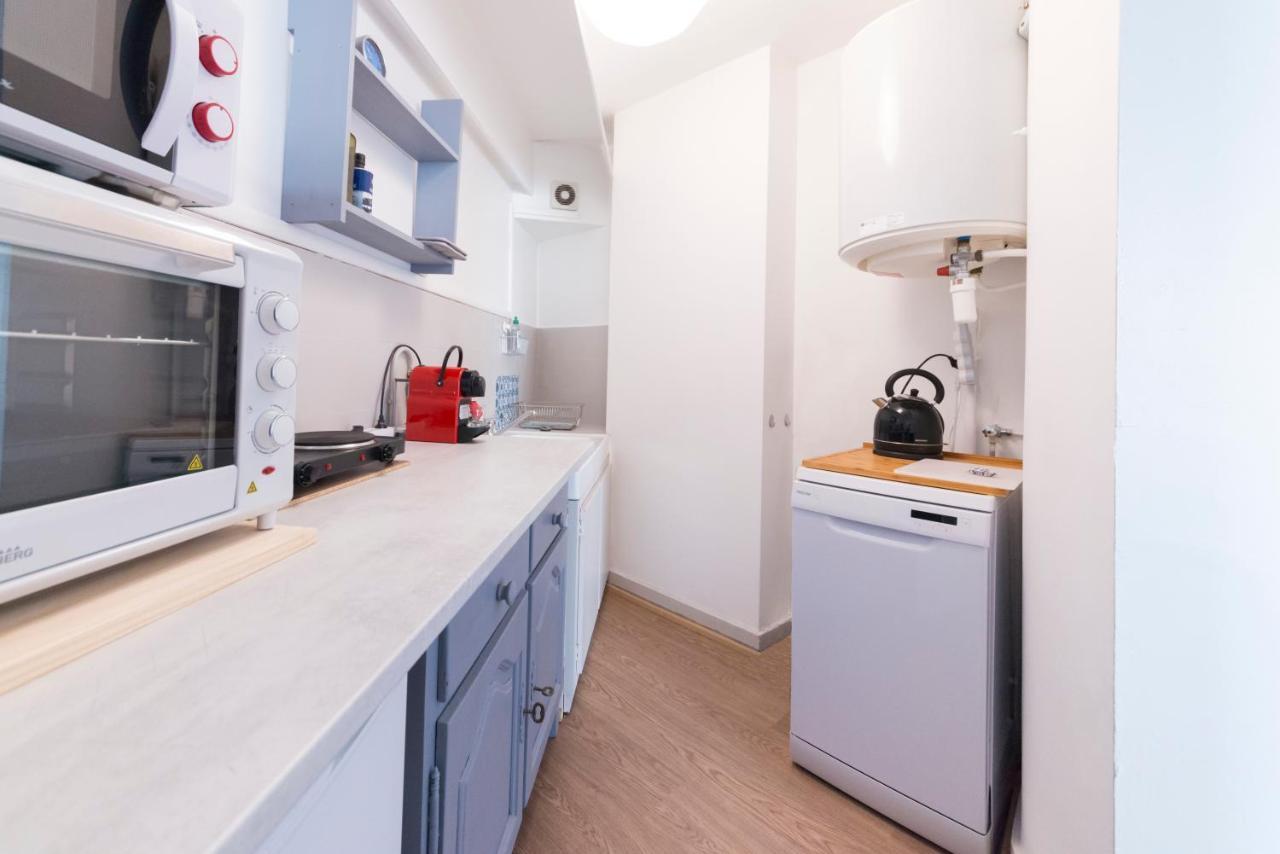 APPARTEMENT DE CHARME - VUE SUR REMPARTS - 2 PERSONNES - WiFI GRATUIT Avignon Exterior foto
