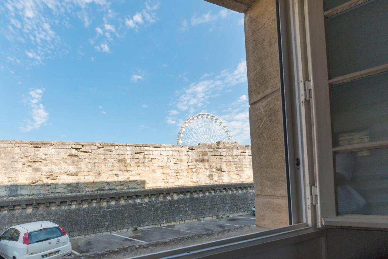 APPARTEMENT DE CHARME - VUE SUR REMPARTS - 2 PERSONNES - WiFI GRATUIT Avignon Exterior foto